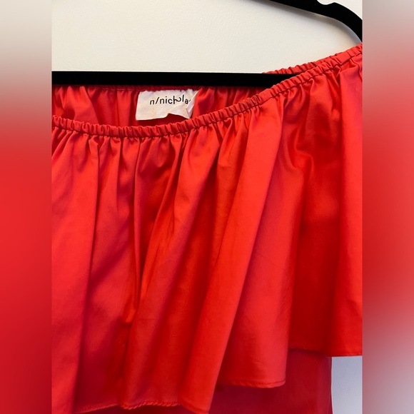 Nicholas Off the Shoulder Ruffle Top - Picture 9 of 11